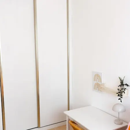 Charming With Sea View Апартаменты